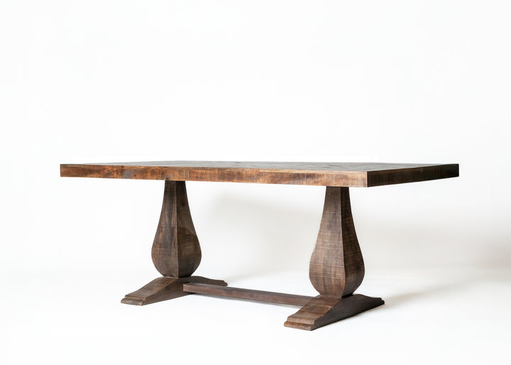 Charlbury Dining Table with Pondi Legs
